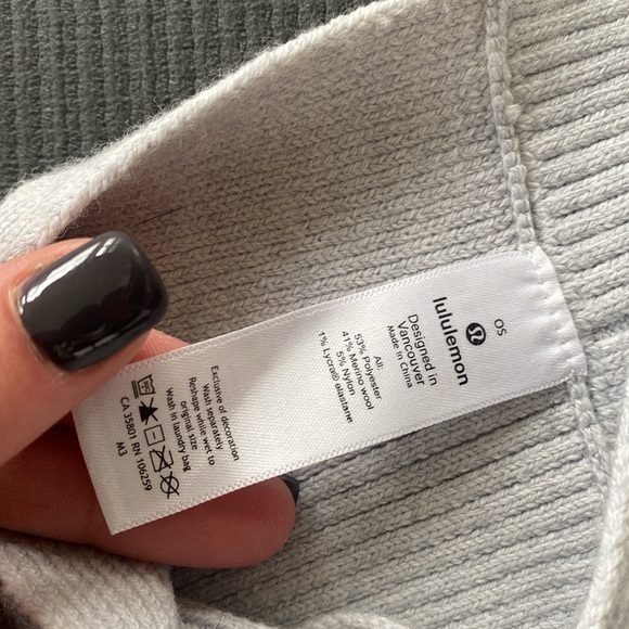 Lululemon headband - Picture 3 of 4